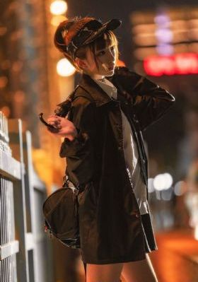 丰满岳母_BD英语视频大全
